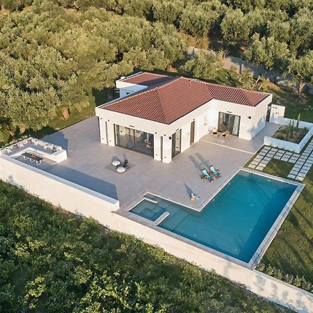 Drallos Luxury Villa Alykanas  Exterior photo