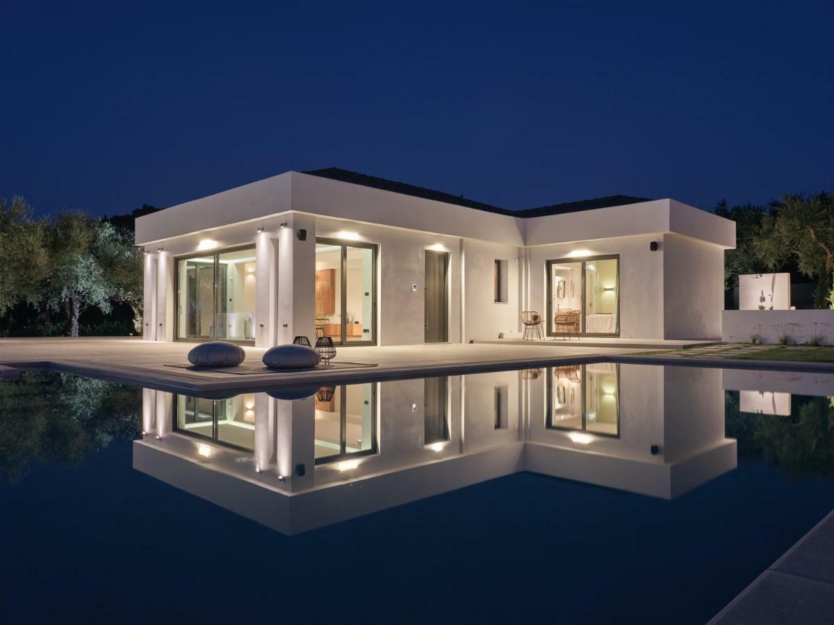 Drallos Luxury Villa Alykanas  Exterior photo